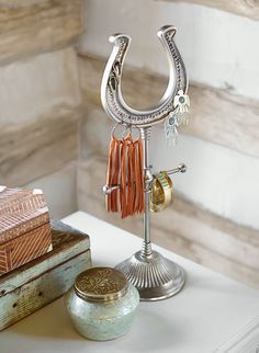 Junk Gypsy Horseshoe Jewlery Stand