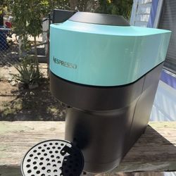 Nespresso Vertuo Pop+ with rack and pods