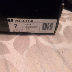 Size 7 Soccer Cleats 