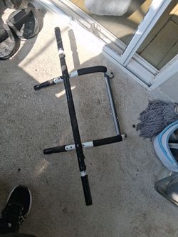 Pull up bar