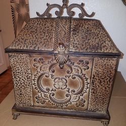 Cofre Antiguo