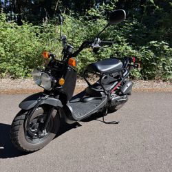 2019 Honda Ruckus-black, 800 Miles, 1 Owner