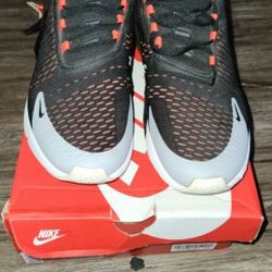 Nike Air Max 270 Shoes 
