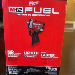 Milwaukee M12 Fuel 3/8” Stubby Impact Wrench