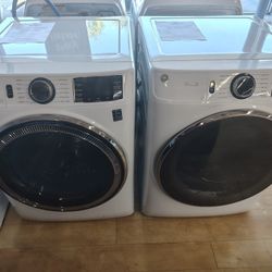 $1258(MSRP$2498, Save $1240) GE Washer and Electric Dryer Set
