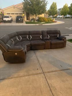Gray Power Reclining Sectional w/ Center Console