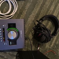 entire music studio set up