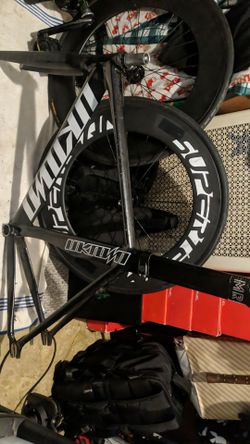 Unknown Singularity Frameset