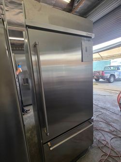 36" KITCHENAID BUILT IN BOTTOM FREEZER STAINLESS STEEL