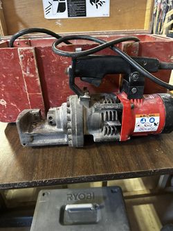 Multi-Quip Electro-Hydraulic Rebar Cutter