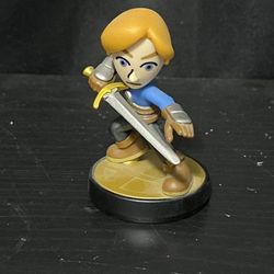 (READ DESCRIPTION) Rare Cheap Nintendo Amiibo Mii Swordfighter Used Limited Edition Smash Bros Switch Collectible Figure