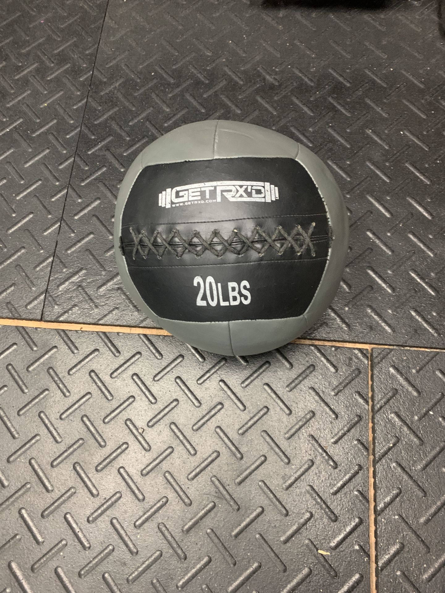 20 lb wall balls. I have 5 to sell. $60 each. Cash and carry