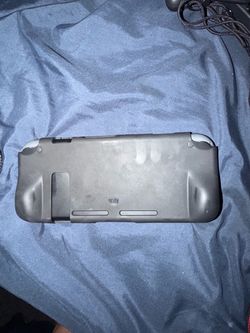 1 Gen Nintendo Switch bundle w/ 6 games