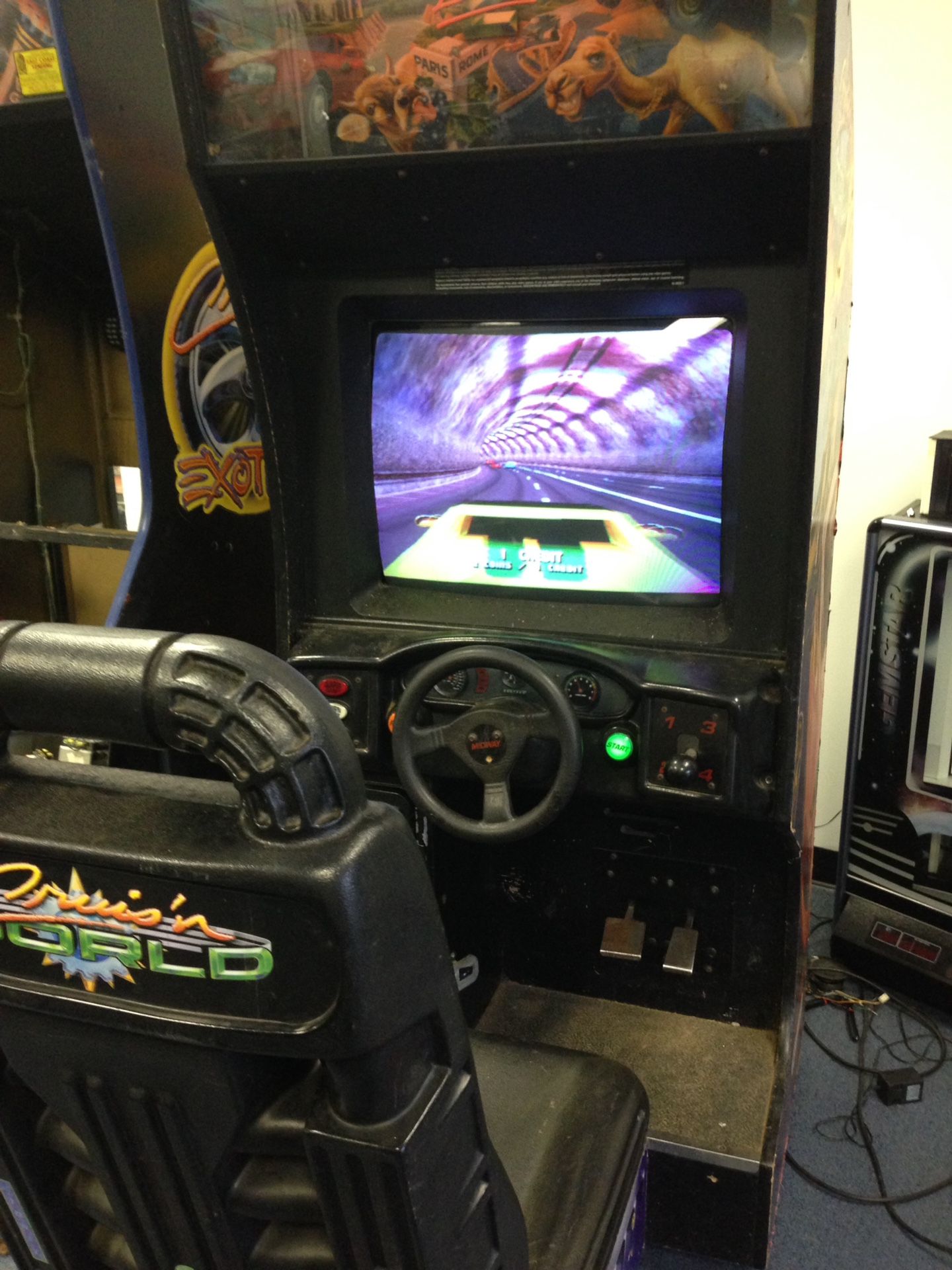 Cruis'n World Sit-Down Arcade Game