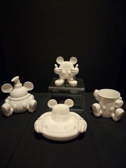 Mickey Bathroom Accessories Set