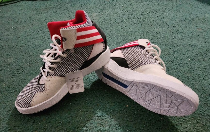 Adidas Crestwood Mids Shoes