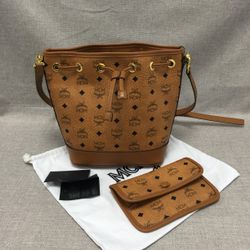 MCM Dessau Drawstring Bag in Visetos Size Medium