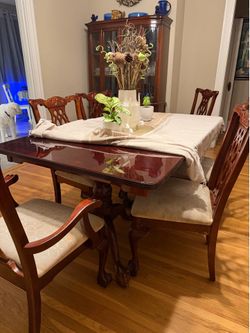 Dining Table and 7 chairs