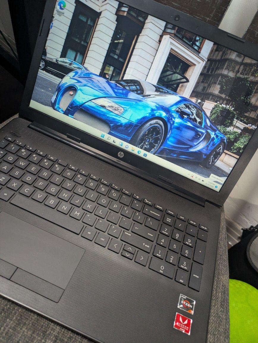 HP LAPTOP COMPUTER FAST 8GB RAM 1000GB HDD WINDOWS 11 AND OFFICE 2021