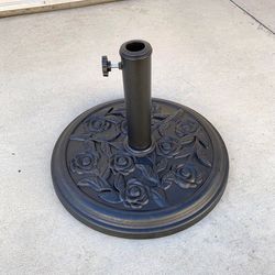 (NEW) $25 Umbrella Base 18 Inches Round 18 lbs Patio Stand Outdoor Garden Market
