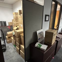 2 Office Cubicles, Main Office Patricians With Door Frame And Door, Wall Partition Dividers 20-25 Ft