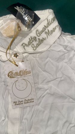 Sailor Moon Button up top