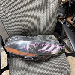2018-23 Ford Mustang Right Headlight 
