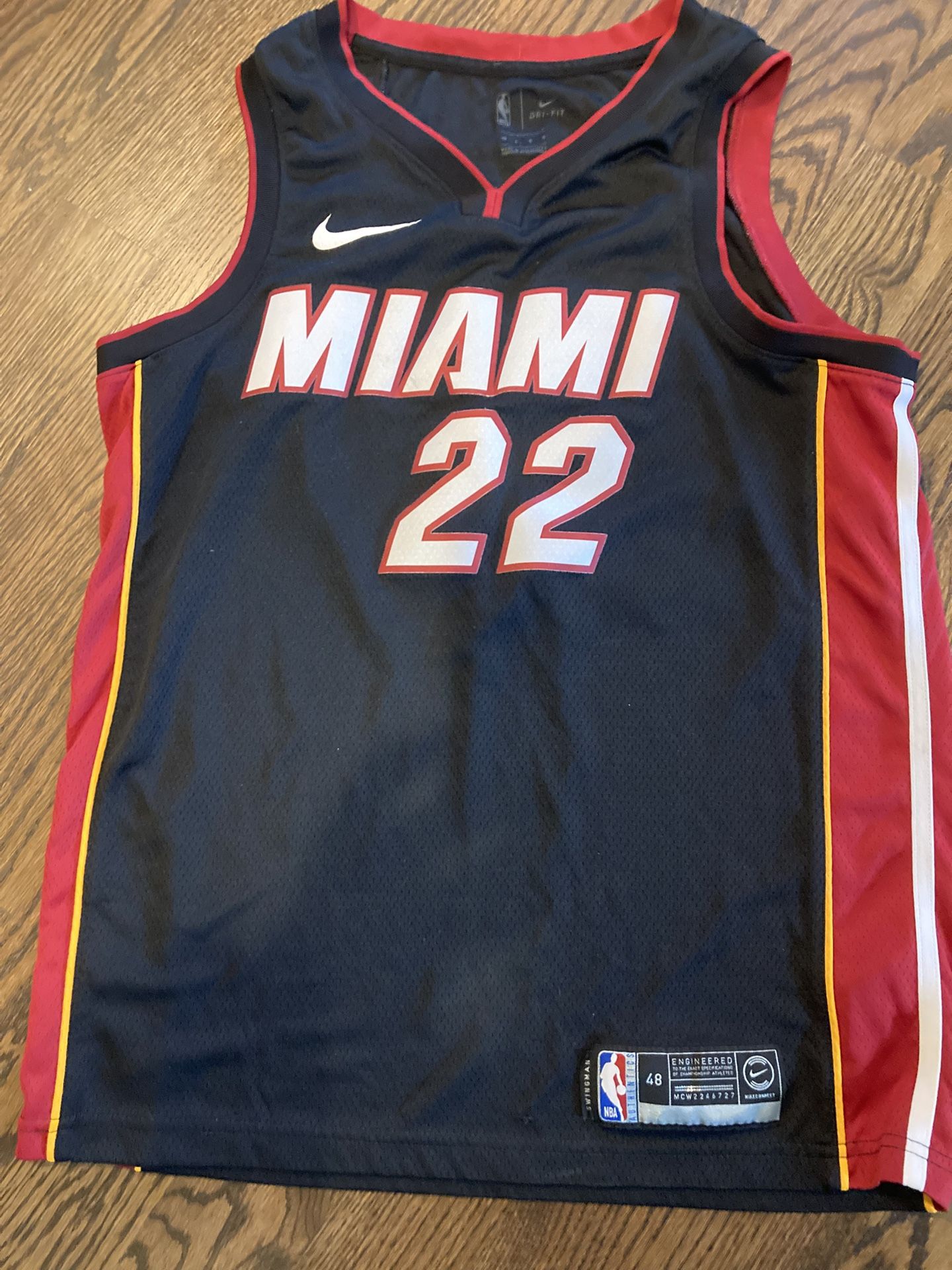 Nike NBA Butler Miami Jersey 22 Size Large