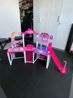 BARBIE MALIBU AVE MALL