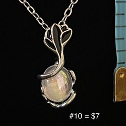 Really Pretty Necklace