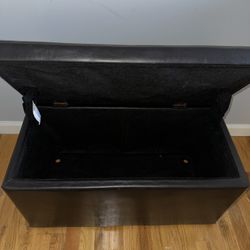 Storage Otoman 