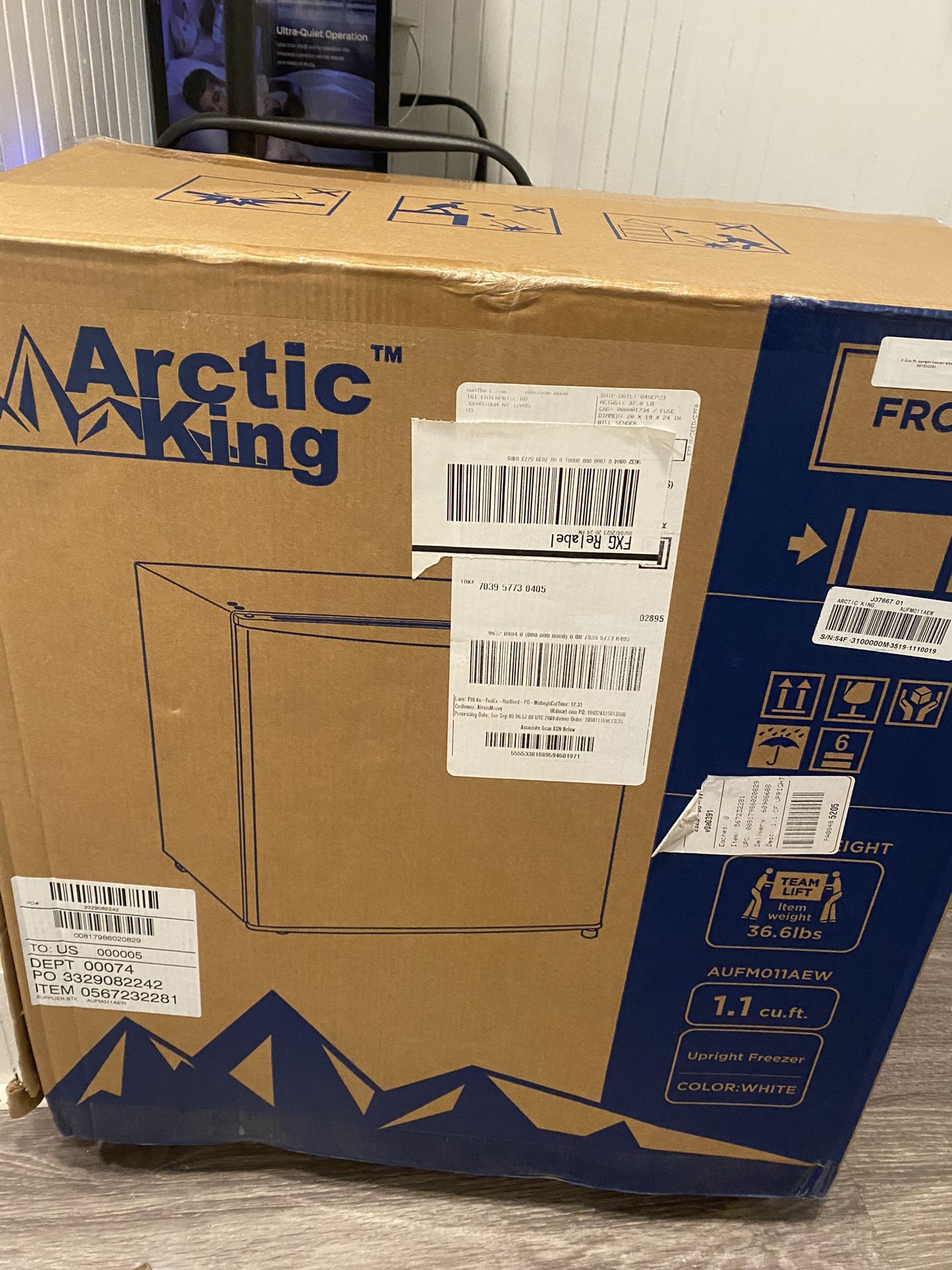Mini deep freezer fridge