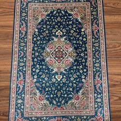 Persian 100% silk