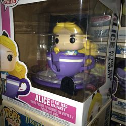 Funko Pop Disney Exclusive Alice In Wonderland In Teacup Ride