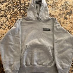 supreme hoodie size small