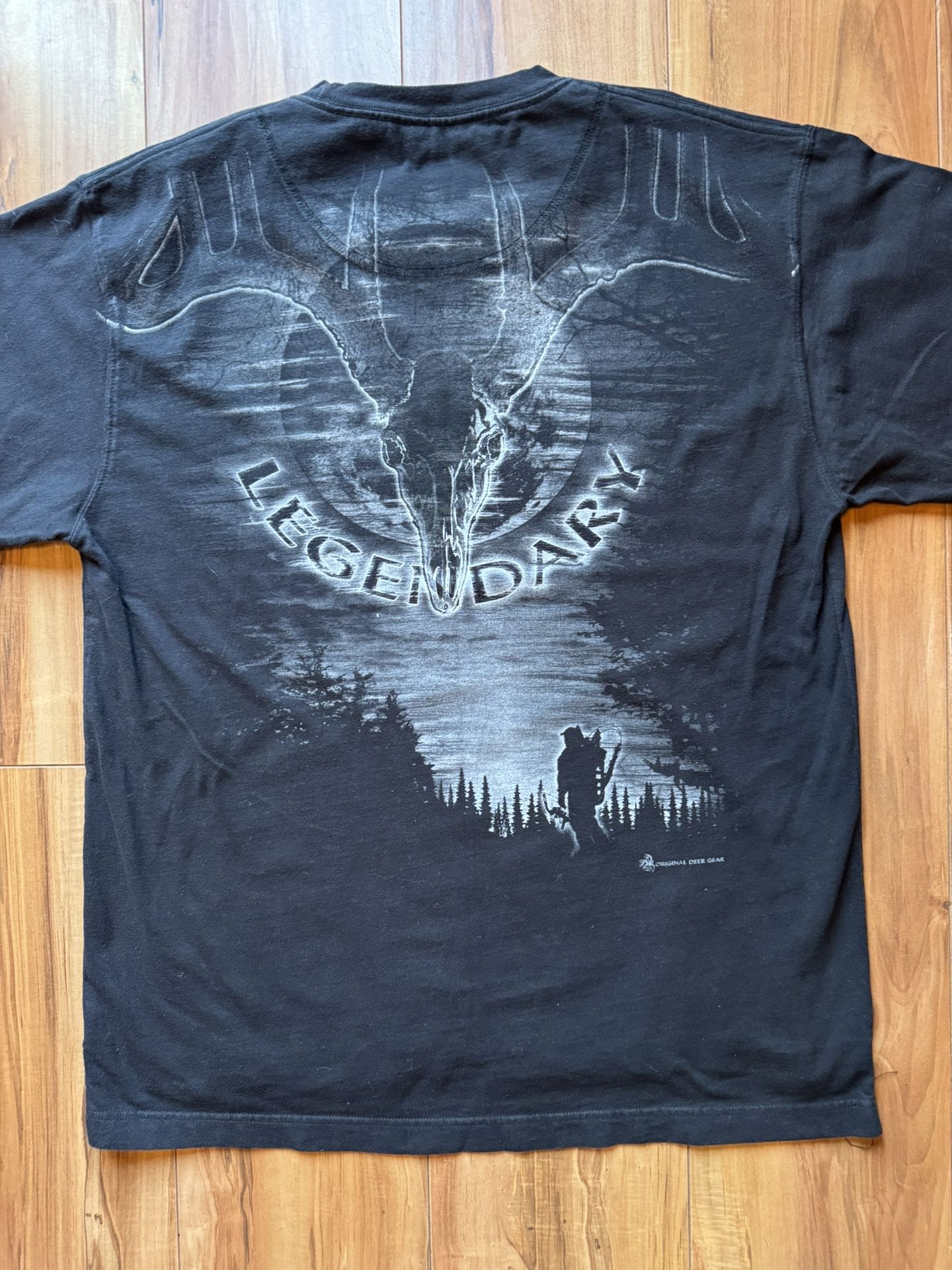 Legendary Whitetails Black T Shirt Mens XL Deer Buck Hunting Archery Black