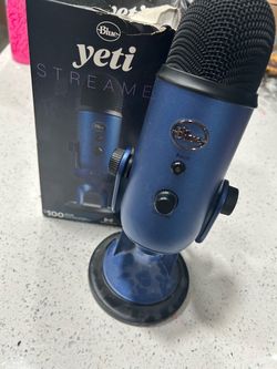 Yeti streamer blue