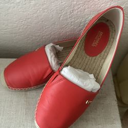 Michael kora flats