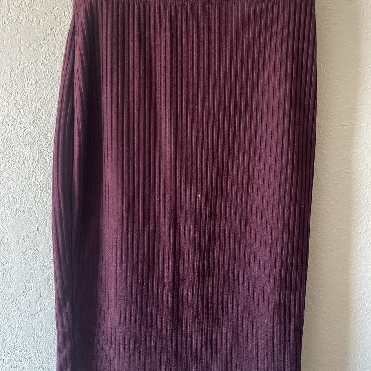 Forever 21, Women’s Burgundy Stretchy Ribbed Pencil Skirt, Size S