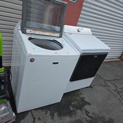 Maytag Front Loading Washing Machine And Dryer