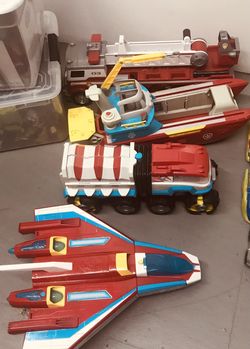 Huge lot of Paw Patrol Toys - vehicles, figurines, and towers