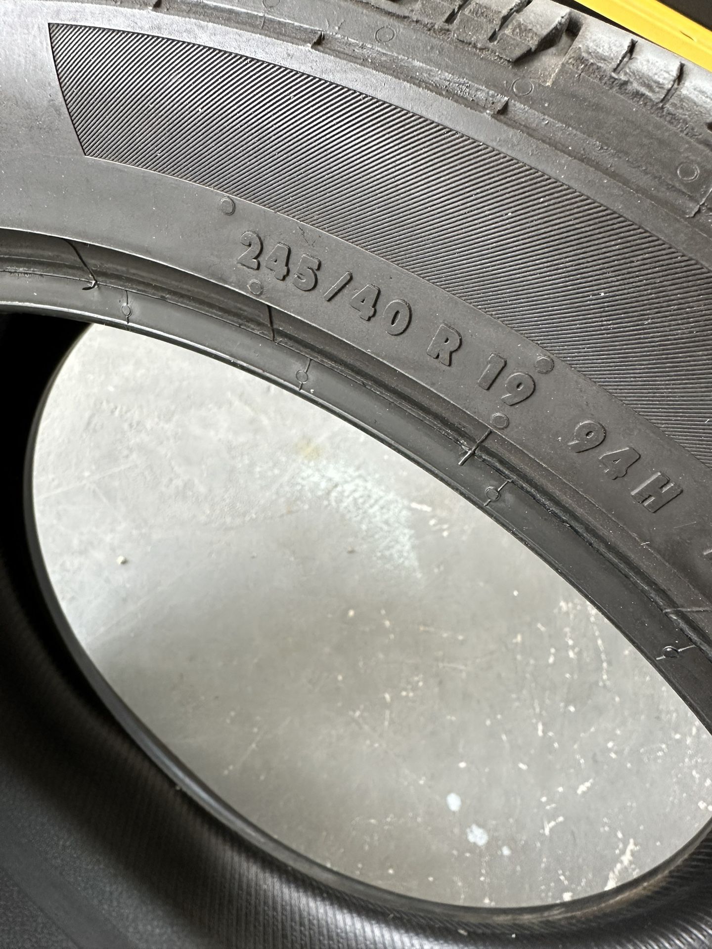 Set of 2 tires for sale! (245/40 R 19)