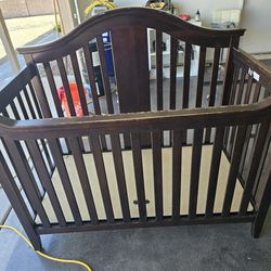 Summer Adjustable Crib