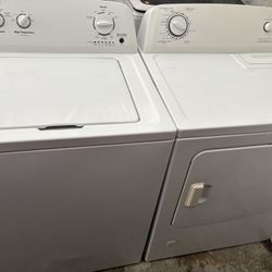 Newer Style Whirlpool Washer Dryer Gas Set