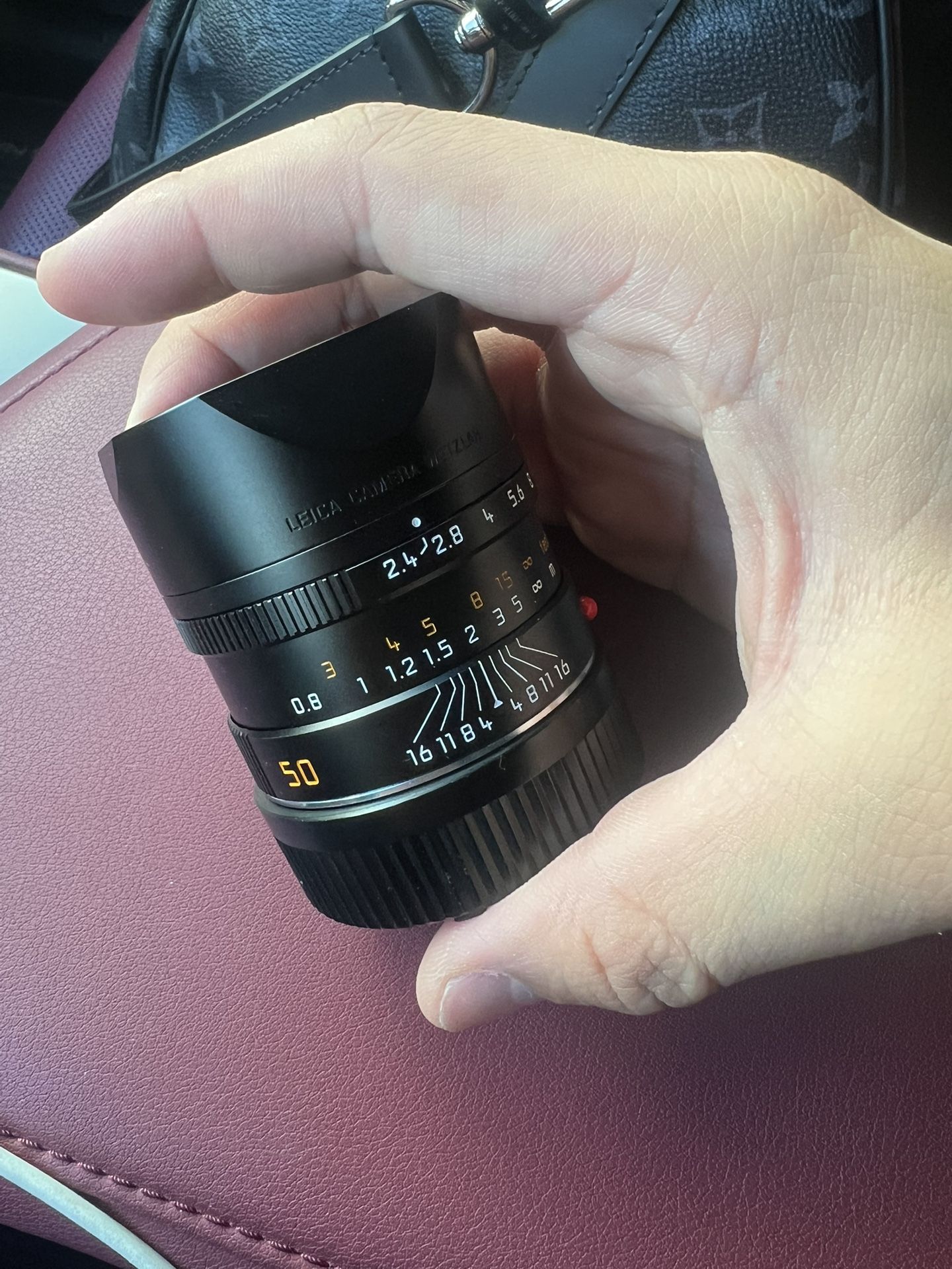 Leica 50mm Summarit f2.4 Lens