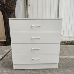 White Modern Nightstand, White Dresser Chest with 4 Storage Drawers