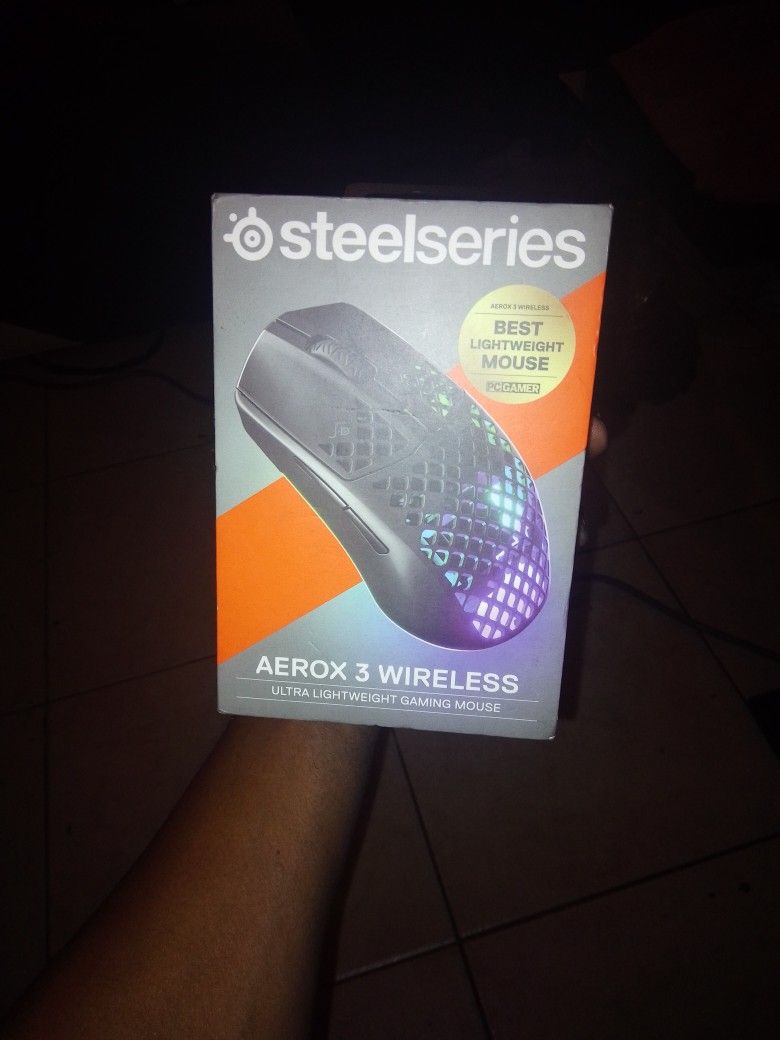 Steel Series Aerox 3 Wireless Mouse