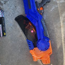 Nerf Gun With Extra Ammo