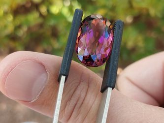 Top Quality Clean 19.62 Carat GIA Certified Natural Purplish-Red Rubellite Tourmaline