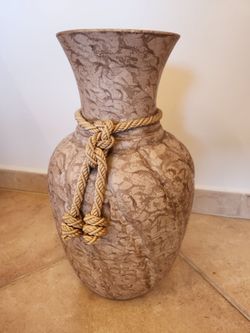 Home Decor vase 22inch tall heavy in good condition no cracks